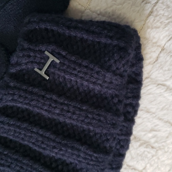 NWT Halston 2 pc Knit Toboggan Hat Infinity Scarf Navy Blue - Picture 3 of 5